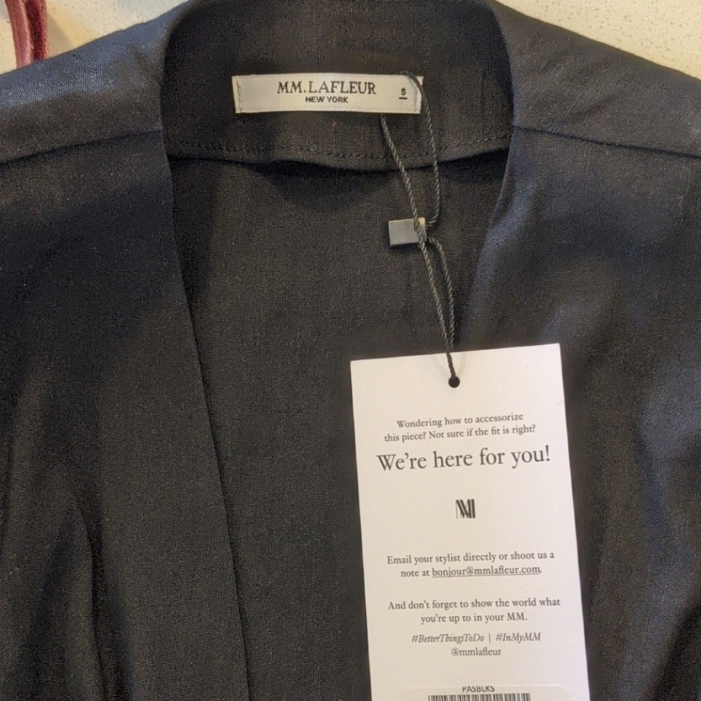 NEW Mm LaFleur Black Stretch Linen Top - w/Tags, Hard To Find! - Picture 3 of 5